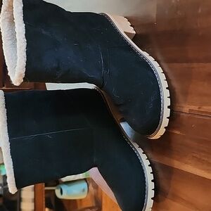 Women's snow boots